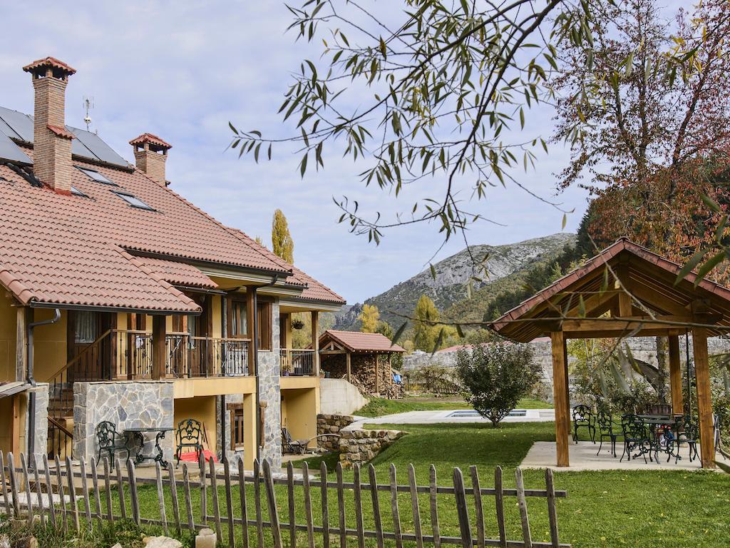 El Casar Del Puente Guest House Boca de Huergano ภายนอก รูปภาพ