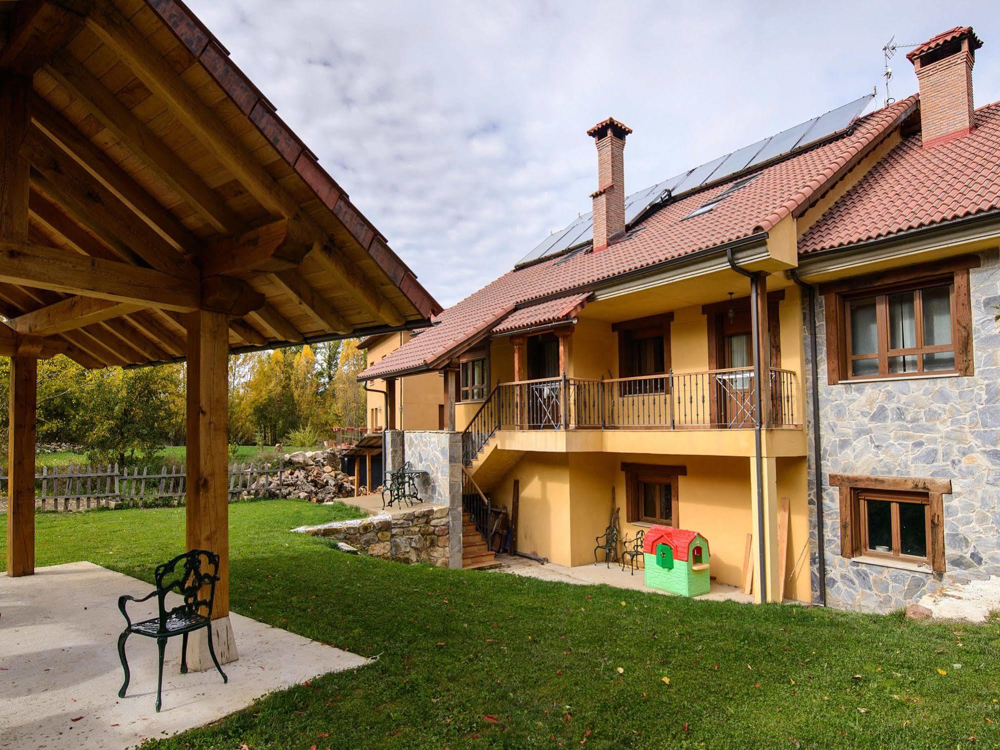 El Casar Del Puente Guest House Boca de Huergano ภายนอก รูปภาพ