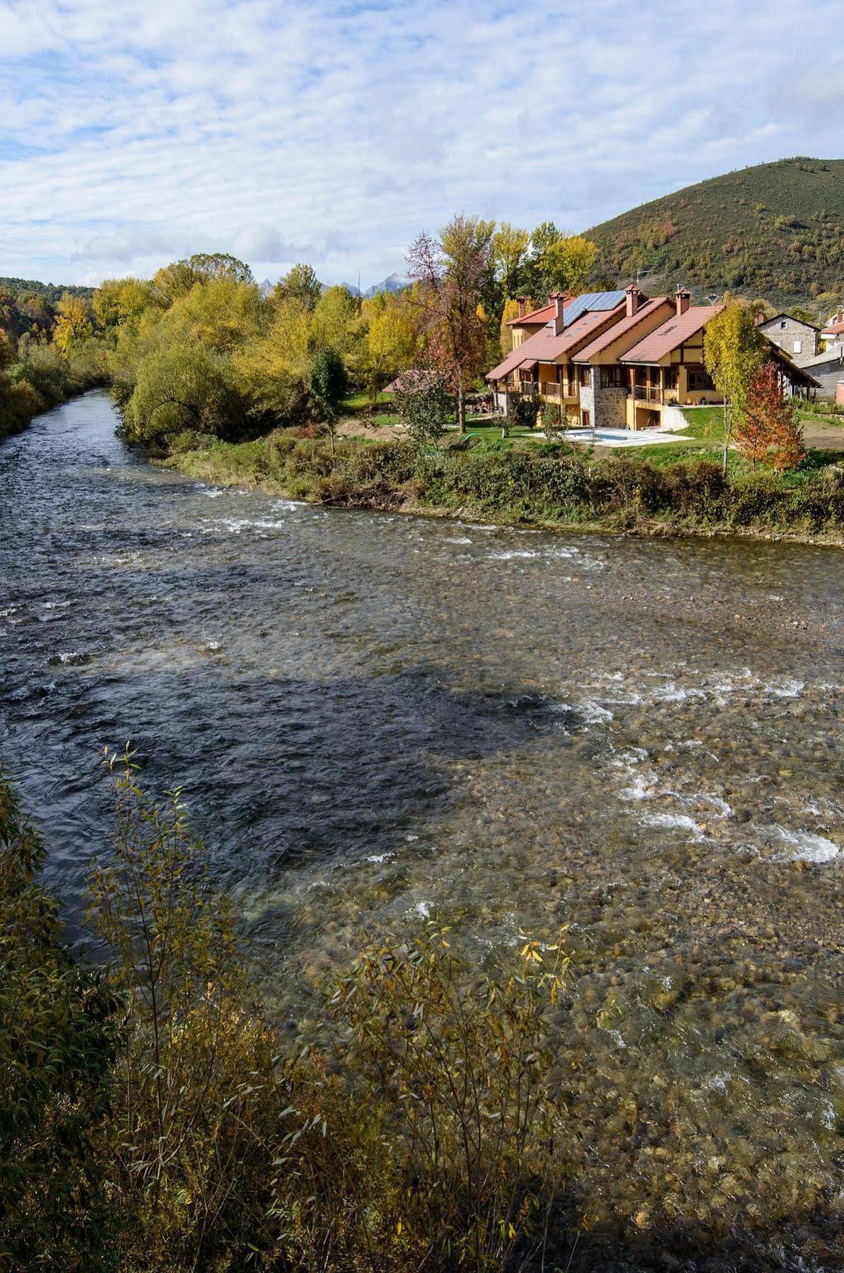 El Casar Del Puente Guest House Boca de Huergano ภายนอก รูปภาพ