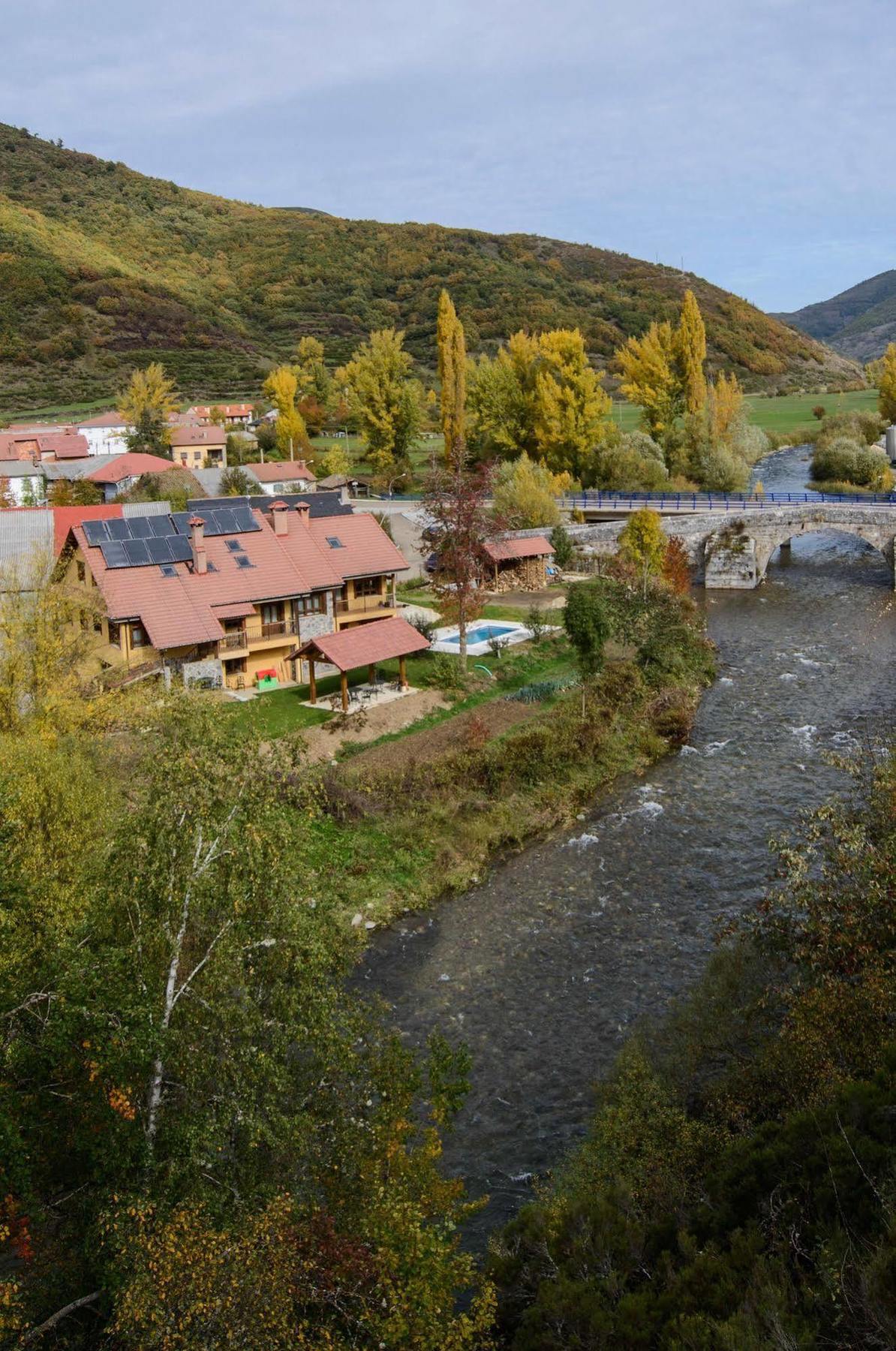El Casar Del Puente Guest House Boca de Huergano ภายนอก รูปภาพ