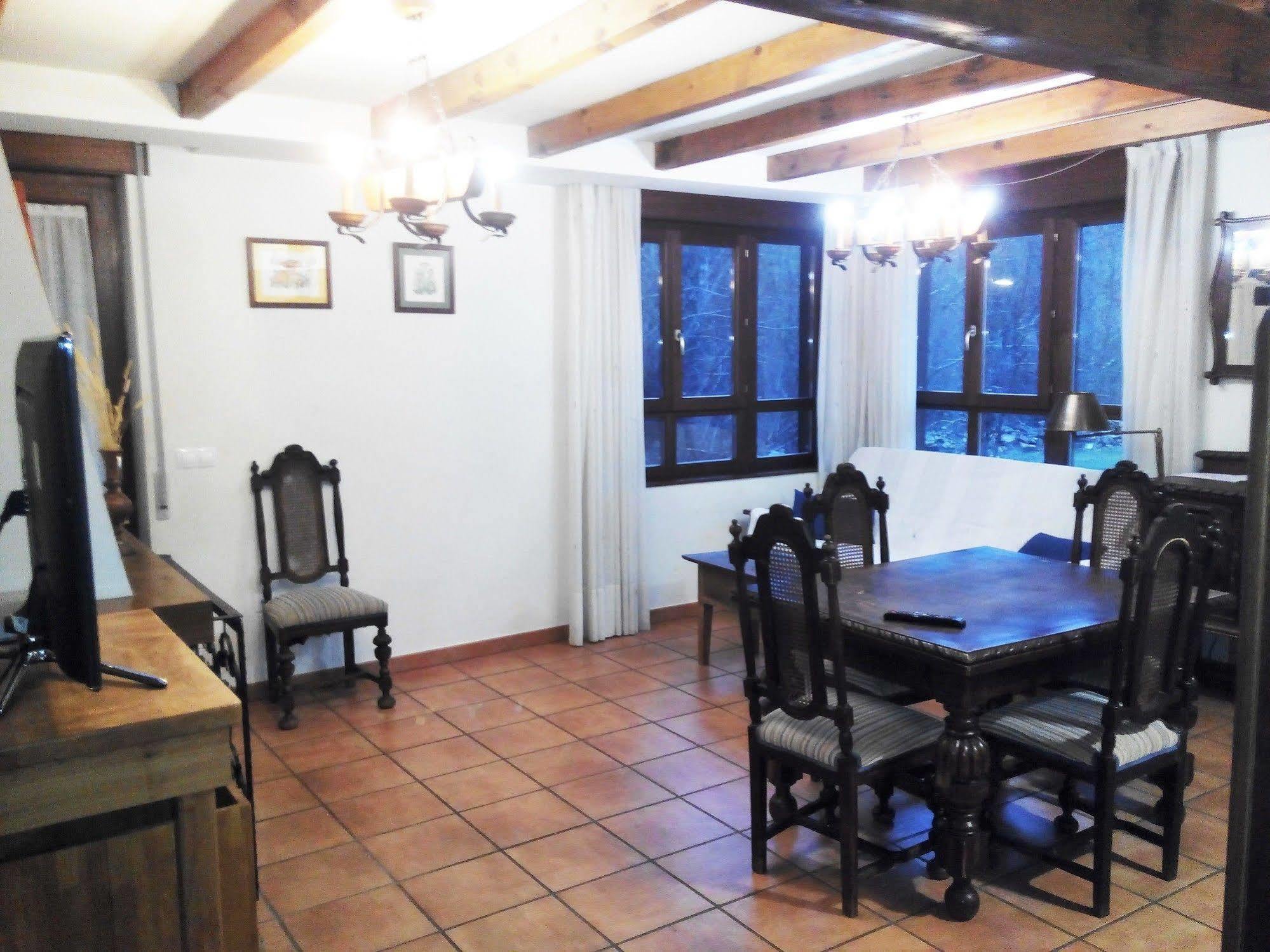 El Casar Del Puente Guest House Boca de Huergano ภายนอก รูปภาพ