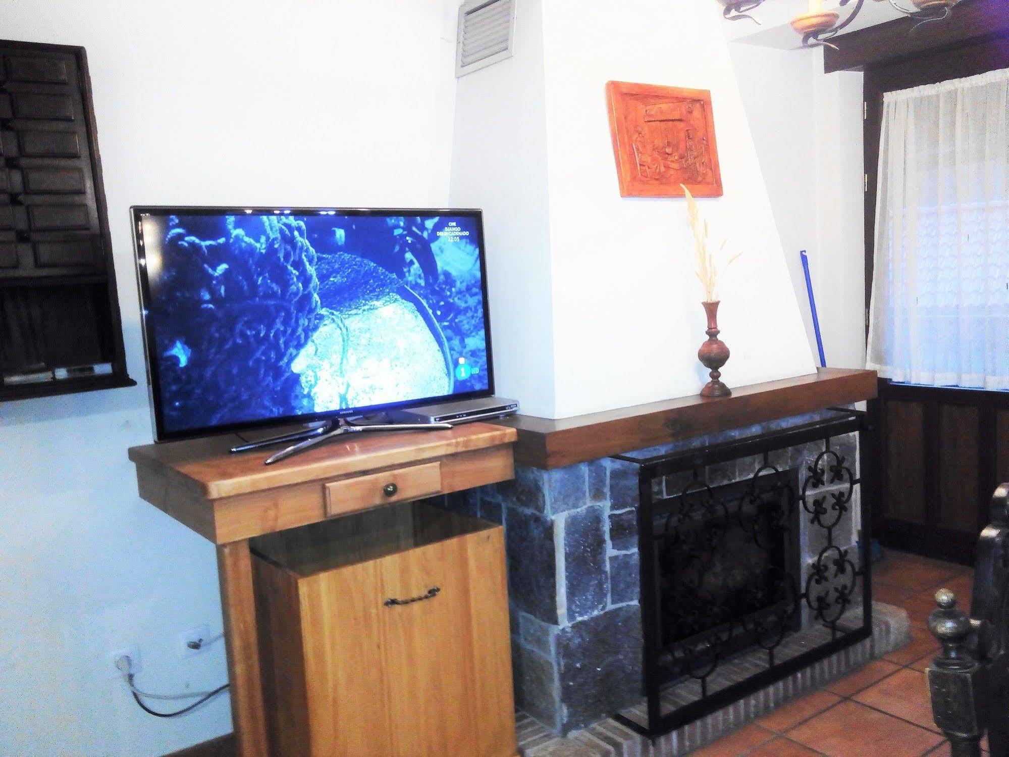 El Casar Del Puente Guest House Boca de Huergano ภายนอก รูปภาพ