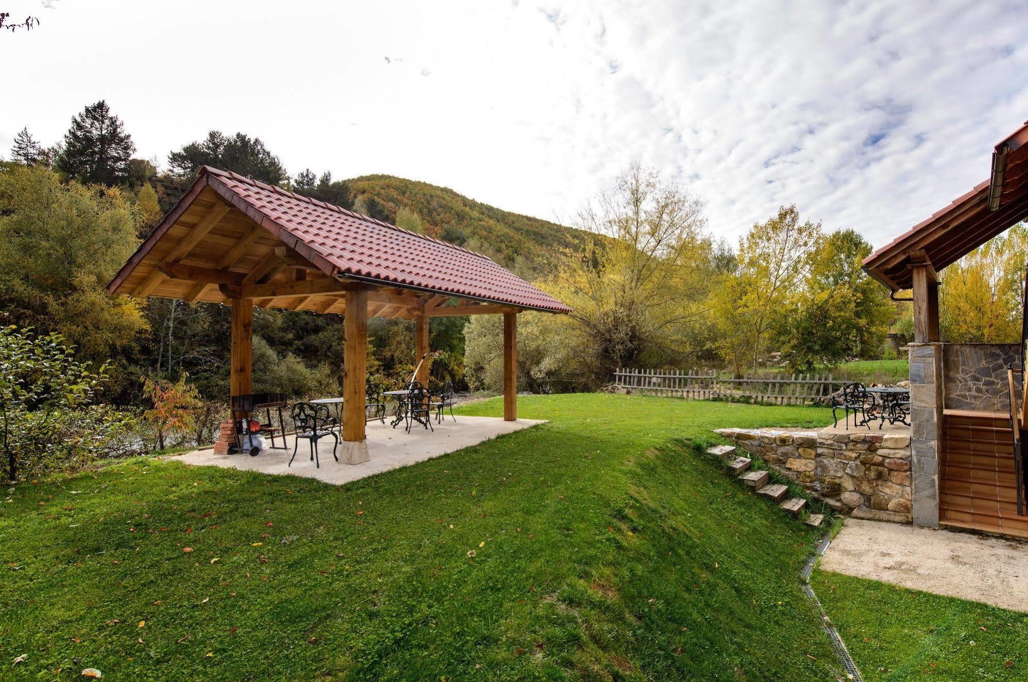 El Casar Del Puente Guest House Boca de Huergano ภายนอก รูปภาพ