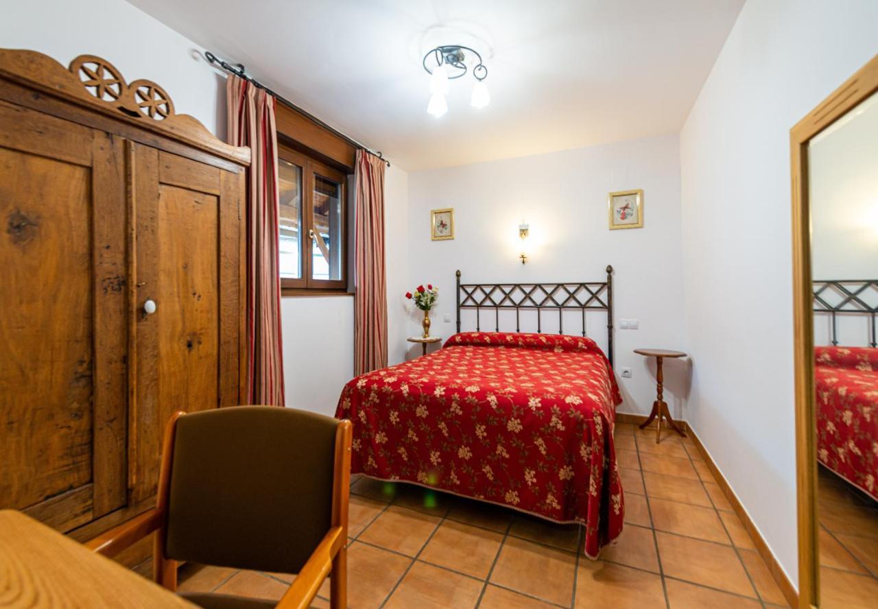 El Casar Del Puente Guest House Boca de Huergano ภายนอก รูปภาพ